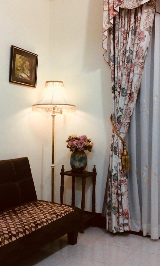 Chulu Wenxin Xiao Zhan Homestay ภายนอก รูปภาพ