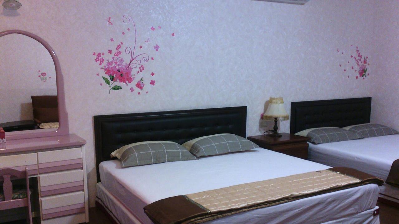 Chulu Wenxin Xiao Zhan Homestay ภายนอก รูปภาพ